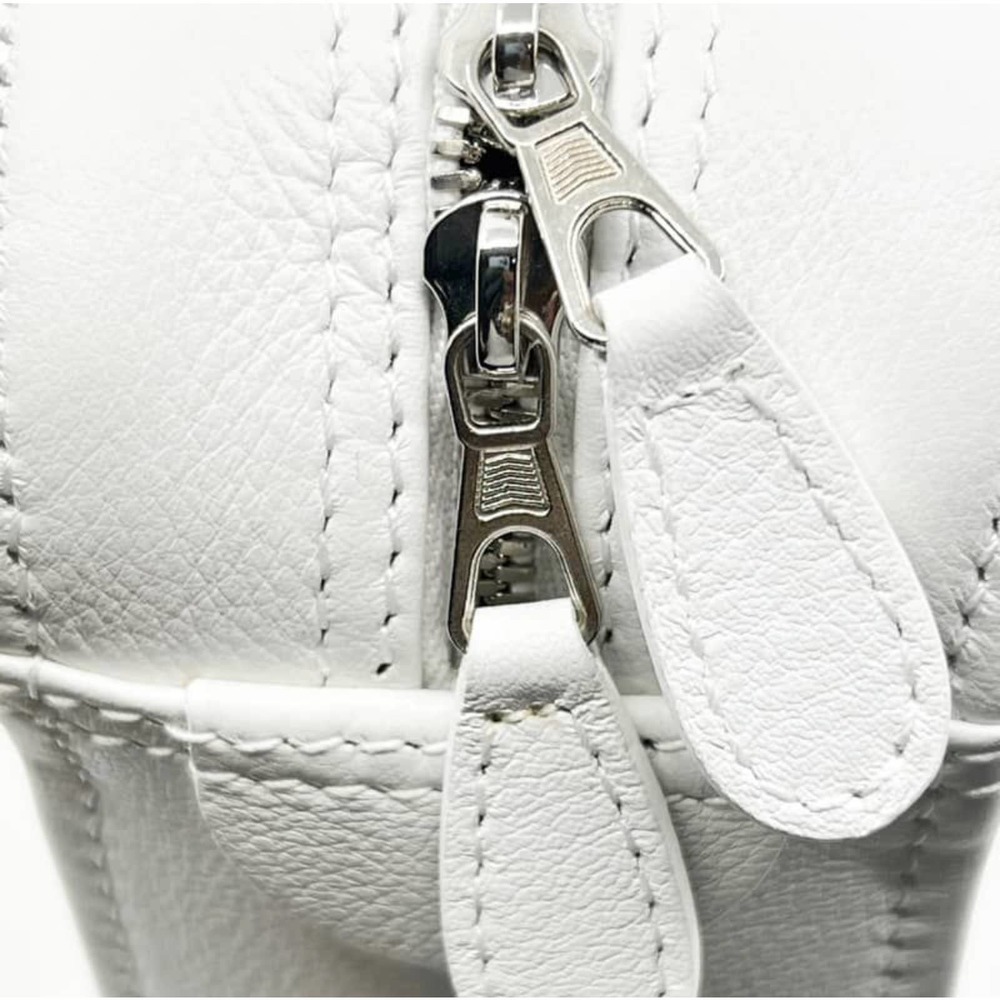 💛SOLD🖤 Balenciaga Triangle Duffle Leather Shoulder Bag S - Picture 11 of 13